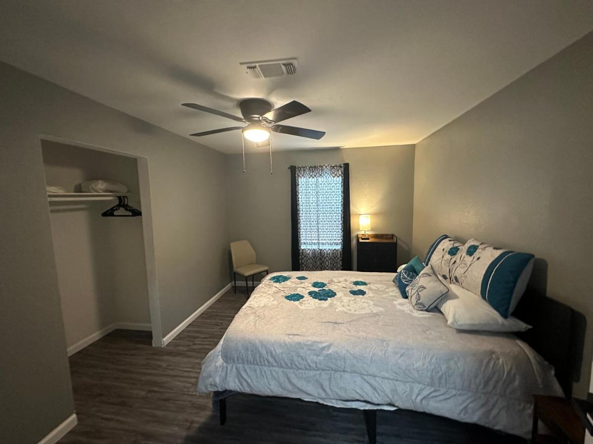 Hess St Apartment San Antonio Exterior photo